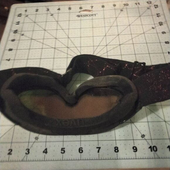 Uvex Goggles Ski Snowboard Black Red Adjustable Strap Winter Snow Sports - Picture 2 of 10